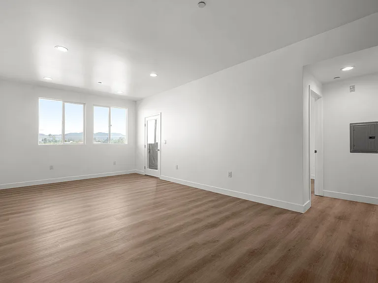 8248 Sepulveda Pl — Photo 7