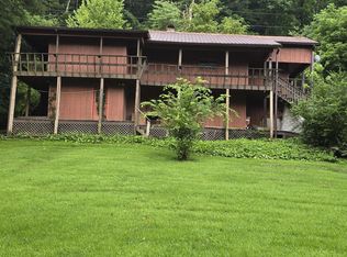 2020 Dryhill Rd, Hyden, KY 41749