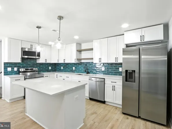 8114 Bullneck Rd, Dundalk, MD 21222