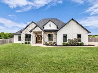 2724 Southwinds Dr, Lorena, TX 76655