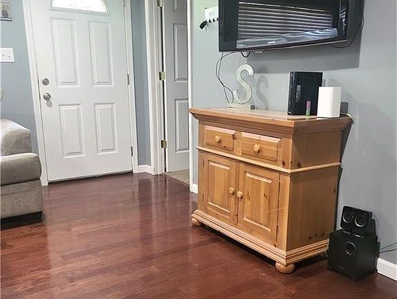 4th image of 7701 Schillinger Hgts Dr
