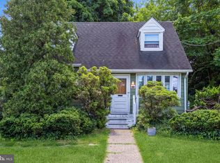 222 Temple Blvd, Palmyra, NJ 08065