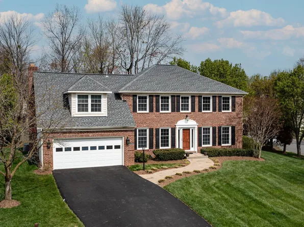 12900 Chalkstone Ct, Fairfax, VA 22030