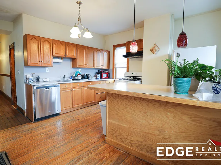 346 Faneuil St #2 — Photo 2