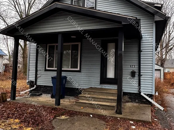 923 Ossington Ave, Flint, MI 48507