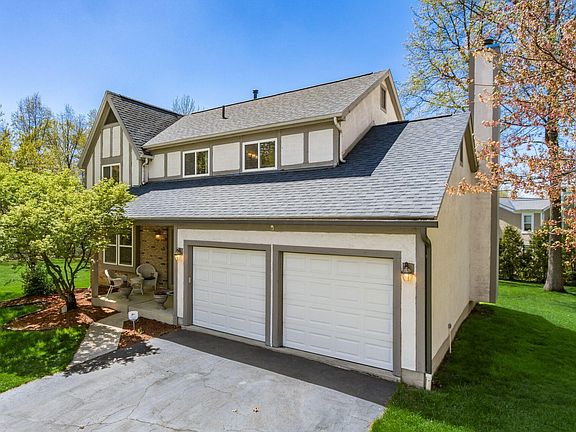 2nd image of 1293 Granfield Ct