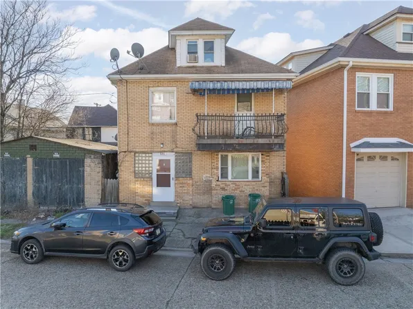 881 Lenz Ave, Ambridge, PA 15003