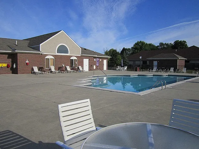 Blackberry Creek Village Apartments — Photo 4