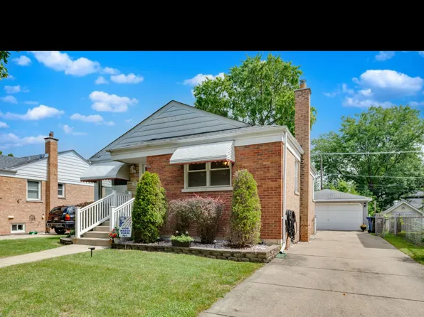 9221 S Avers Ave, Evergreen Park, IL 60805