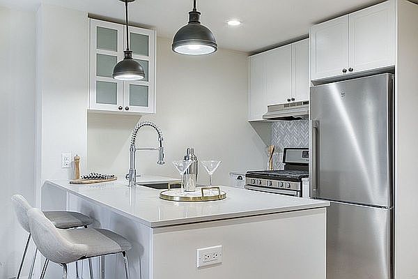 1st image of 409 Eastern Pkwy APT 1003