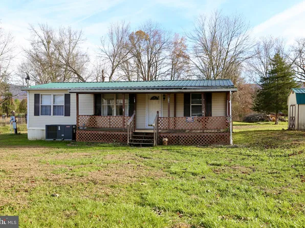 50 Ward St, Wardensville, WV 26851