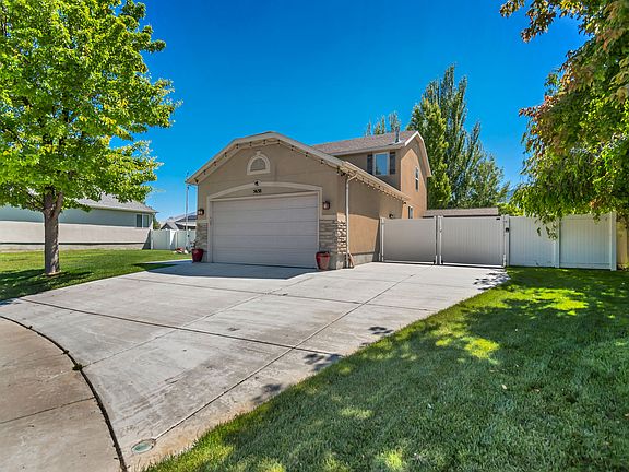 3rd image of 5638 Lighthouse Ln