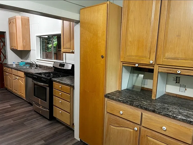 148 Sequoia Ave — Photo 13