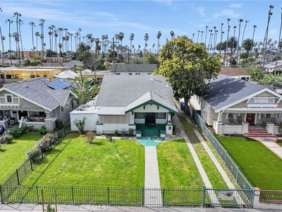 1752 W 51st St, Los Angeles, CA, 90062