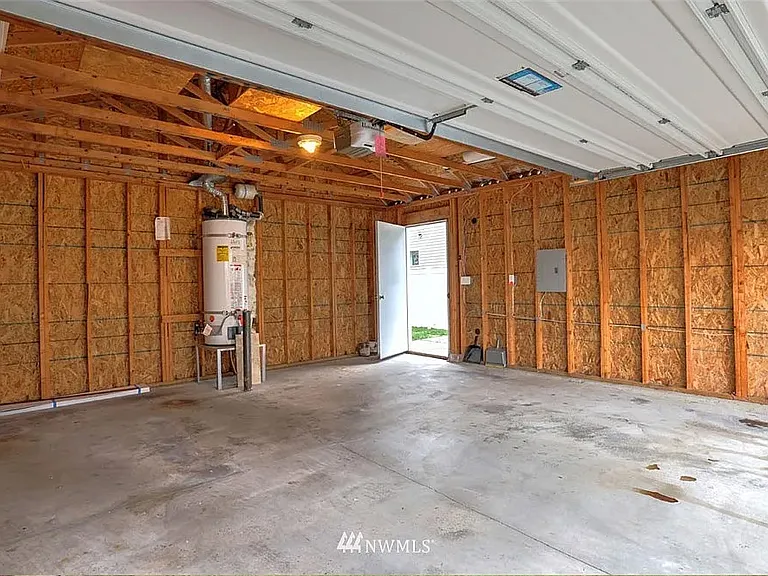 1295 Hudson St — Photo 20