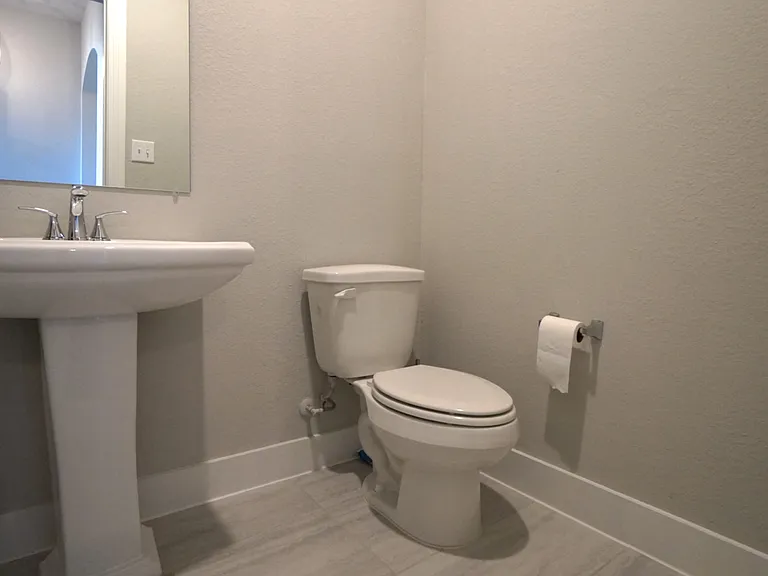 1833 Purtis Creek Dr — Photo 6
