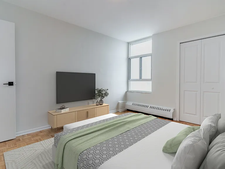 1010 Broadview Ave — Photo 35