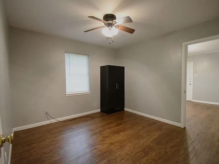 2423 Plume Dr — Photo 8