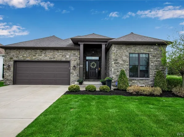 5424 Alderbrook Ln, Clarence, NY 14031