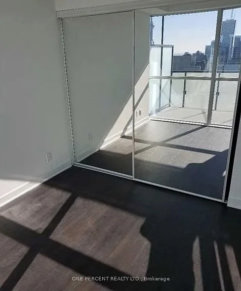 15 Grenville St #4510 — Photo 5