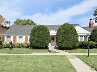 3300 W 98th St, Evergreen Park, IL 60805