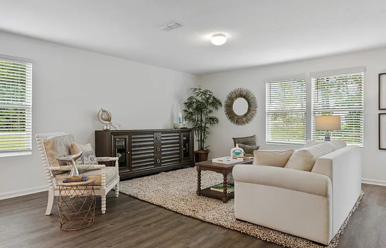 Loggia Pointe — Photo 9
