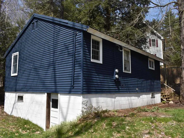 26 Autumn Road, Hillsborough, NH 03244