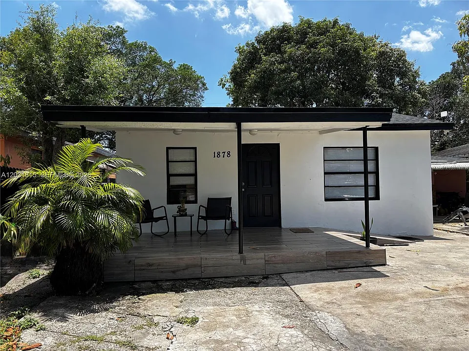 1878 NW 112th Ter #1
