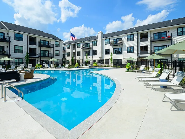 Kempton Apartments — Photo 23