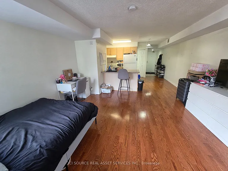 429 Somerset St W #204 — Photo 16