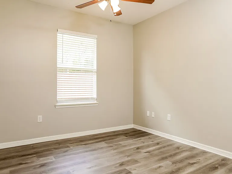 25137 Chipshot Ct — Photo 12