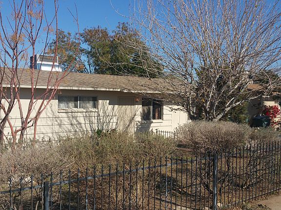 2nd image of 1332 E La Salle St