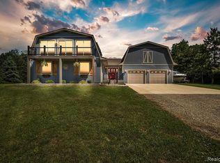 4601 Crawford Rd, Dryden, MI 48428
