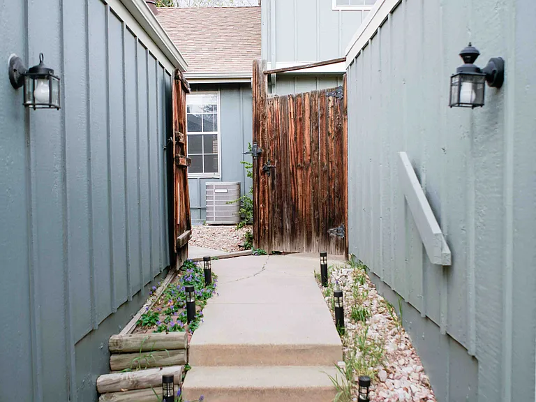 8812 E Amherst Dr #F — Photo 29