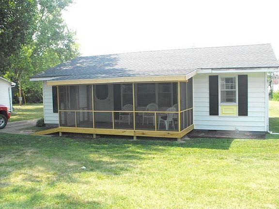 Newly Added Screened In Porch