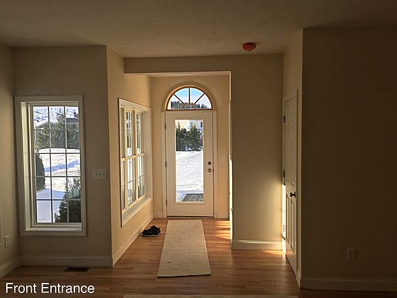 Foyer entry