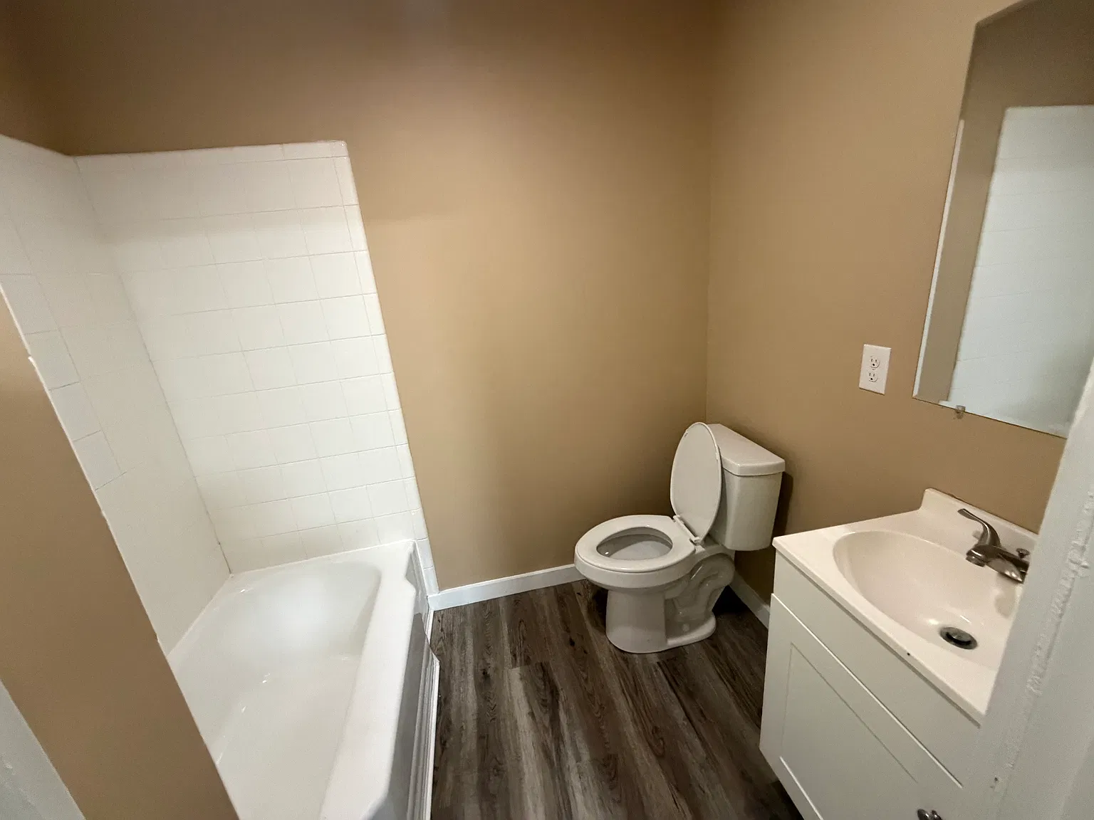 1 bed, 500 sqft, $800 — Photo 3