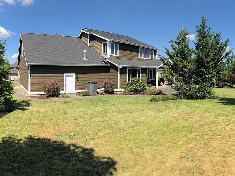 814 Garnero St — Photo 8