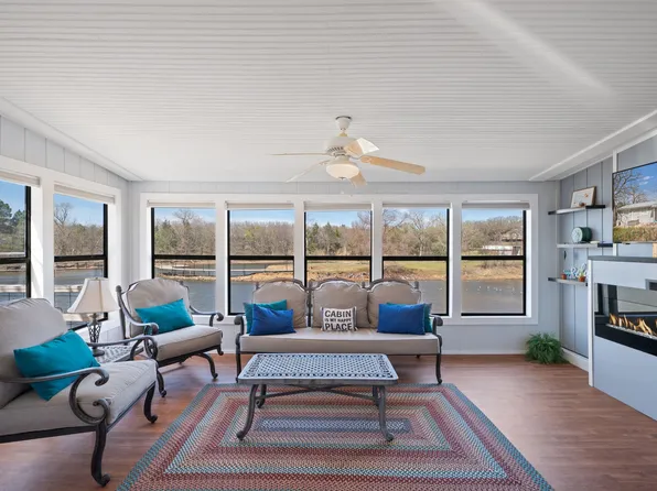 248 Lakeside Dr, Bowie, TX 76230