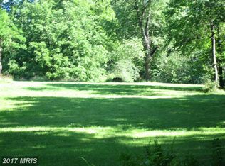 11200 Popes Head Rd, Fairfax, VA 22030