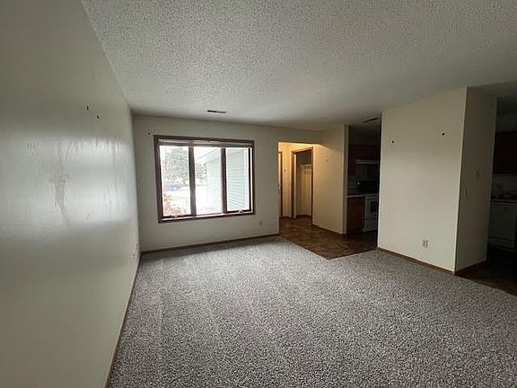 3rd image of 1258 Spruce Ct APT B