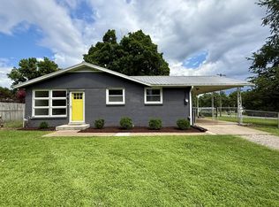 2002 Battleground Dr, Murfreesboro, TN 37129
