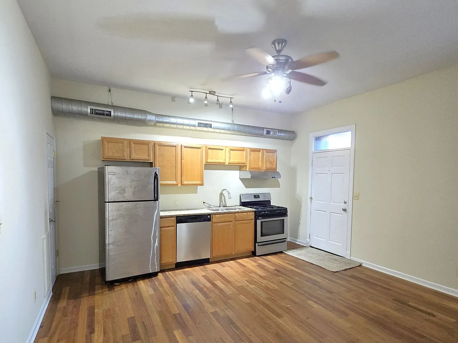 401 S Eden St. — Photo 3