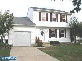 15 Tenby Ln, Marlton, NJ 08053