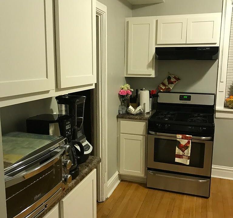 1st image of 134 N Humphrey Ave #1E