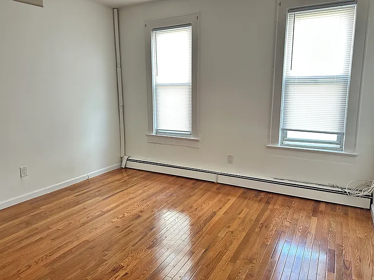 89 W 21st St #1 — Photo 9