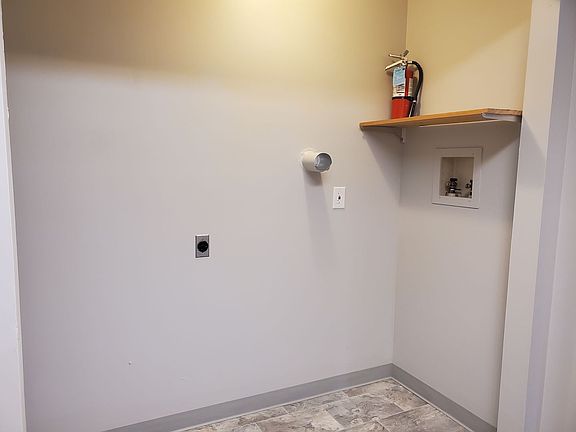 4th image of 234 N 5th St APT 7
