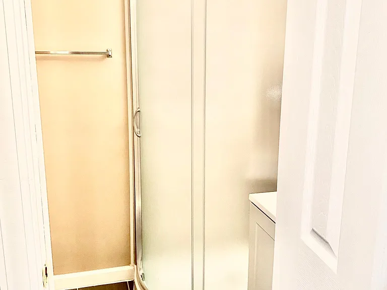 Full Bath