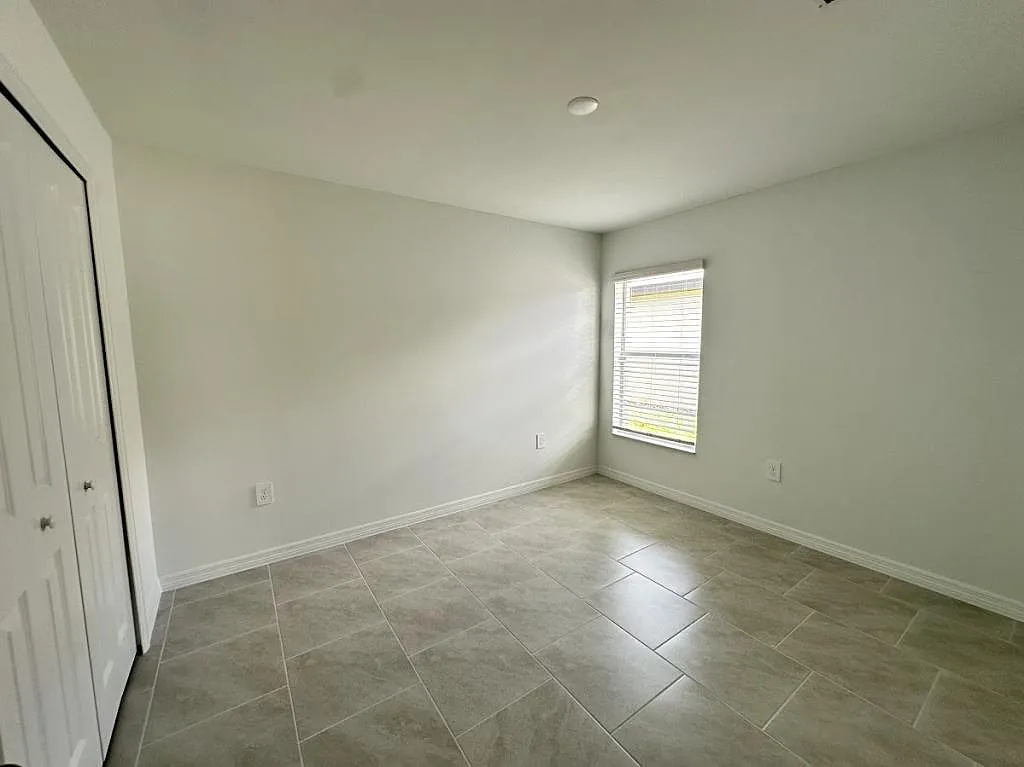 17669 Paradiso Wy — Photo 4