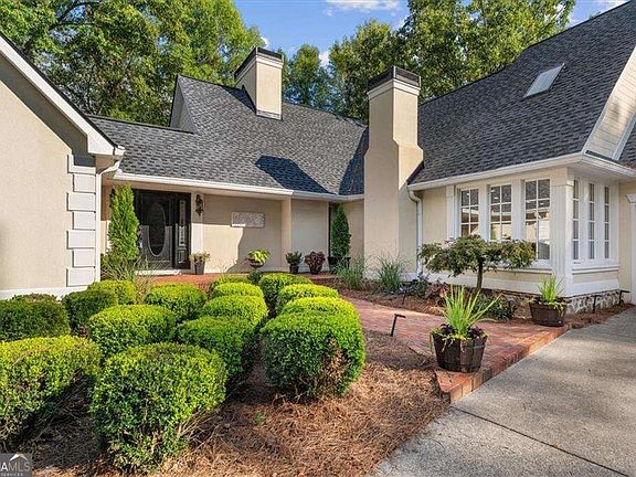 2nd image of 175 Devonwood Dr